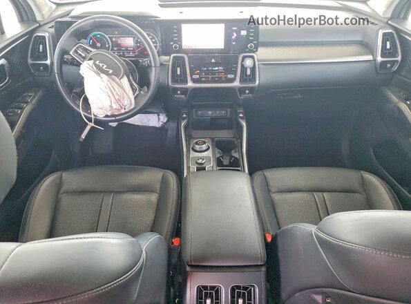 KNDRH4LG2P5191644 2023 KIA SORENTO Серебряный Вид панели приборов