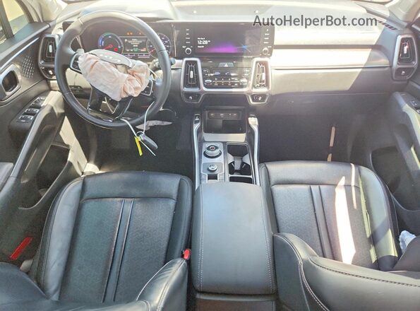 KNDRH4LG7N5095666 2022 KIA SORENTO Белый Вид панели приборов