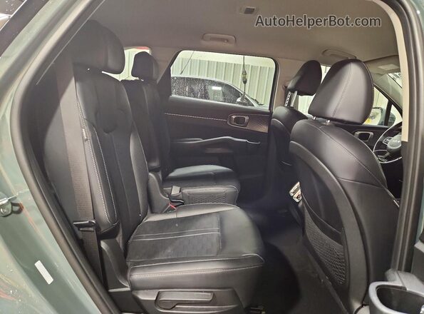 KNDRHDJG0S5314451 2025 KIA SORENTO Green Vista interior trasera