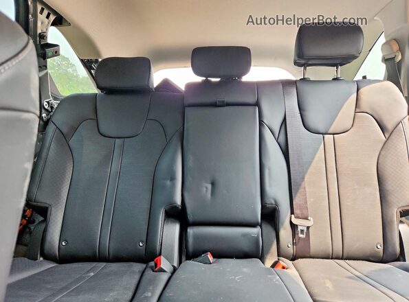 KNDRJDJHXT5433140 2026 KIA SORENTO Green Widok tylnych siedzeń