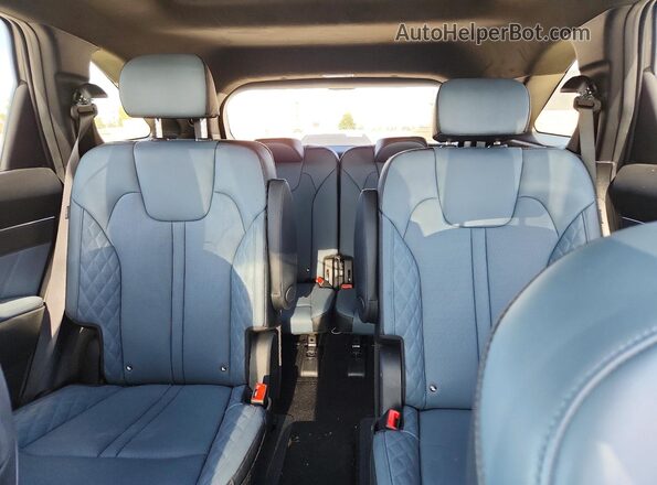 KNDRMDJHXS5389193 2025 KIA SORENTO Silver Vista de los asientos traseros