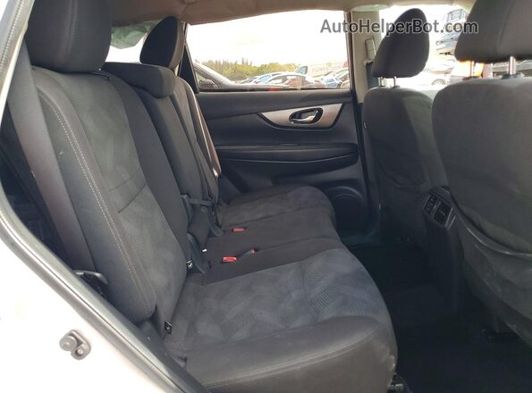 KNMAT2MT0GP704633 2016 NISSAN ROGUE Серебряный Вид задней части салона
