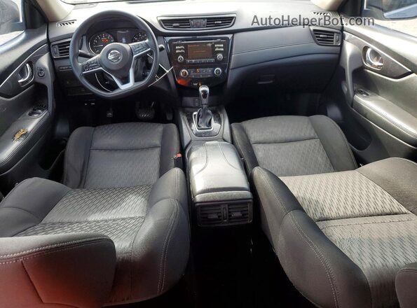 KNMAT2MT0HP555223 2017 NISSAN ROGUE Gray Dashboard view