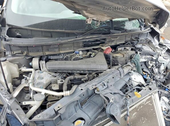 KNMAT2MT0HP588738 2017 NISSAN ROGUE Gray Вид задньої частини салону