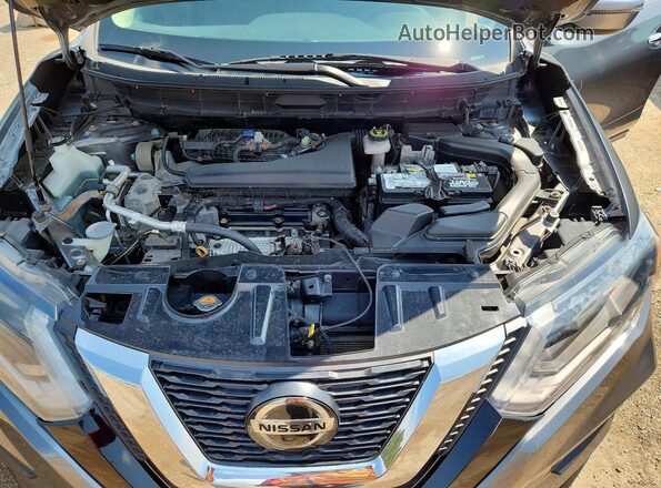 KNMAT2MT0JP517545 2018 NISSAN ROGUE Серый Вид задней части салона