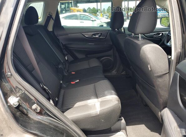 KNMAT2MT0JP532188 2018 NISSAN ROGUE Черный Вид задней части салона