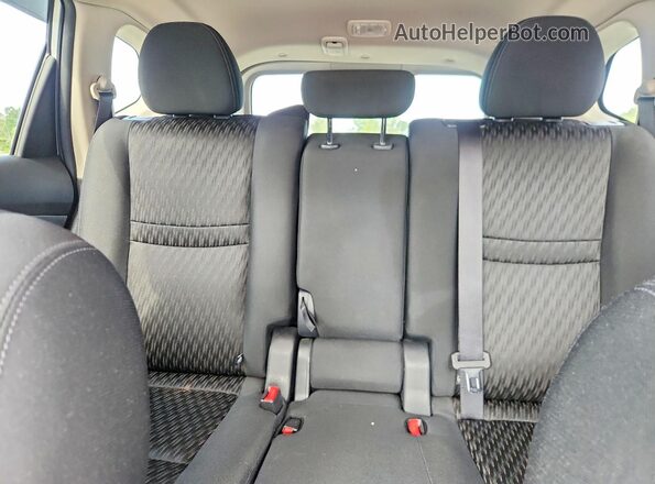 KNMAT2MT0JP612803 2018 NISSAN ROGUE Silver Widok tylnych siedzeń