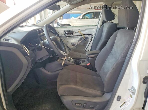 KNMAT2MT1GP682335 2016 NISSAN ROGUE White Widok wnętrza z przodu