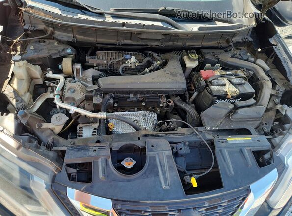 KNMAT2MT1HP500697 2017 NISSAN ROGUE Black Widok komory silnika