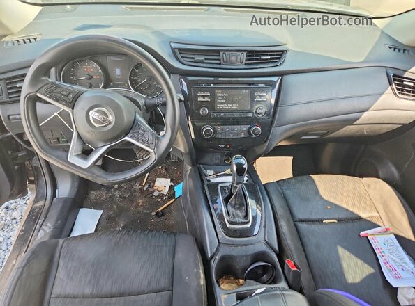 KNMAT2MT1HP500697 2017 NISSAN ROGUE Black Widok deski rozdzielczej