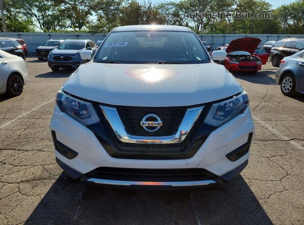 KNMAT2MT1HP555828 2017 NISSAN ROGUE White Widok z przodu