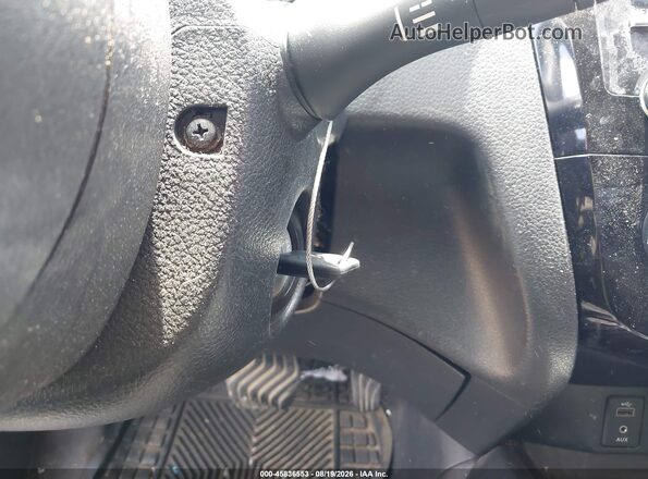 KNMAT2MT1HP617146 2017 NISSAN ROGUE Silver Вид панелі приладів