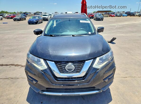 KNMAT2MT1JP514556 2018 NISSAN ROGUE Черный Вид спереди