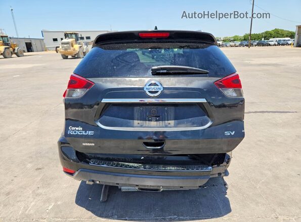 KNMAT2MT1JP514556 2018 NISSAN ROGUE Черный Вид сзади