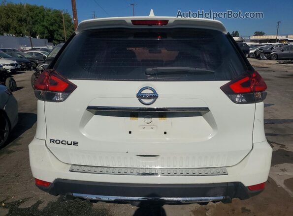 KNMAT2MT1JP603494 2018 NISSAN ROGUE White Rear view