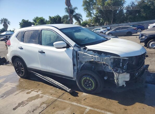 KNMAT2MT1JP603494 2018 NISSAN ROGUE White Front right
