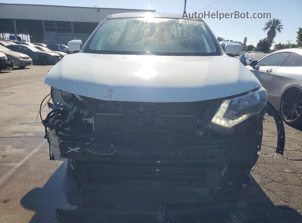 KNMAT2MT1JP603494 2018 NISSAN ROGUE White Front view