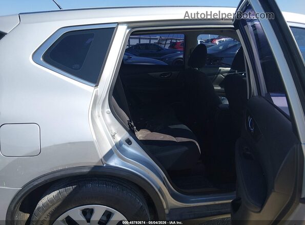 KNMAT2MT2GP678536 2016 NISSAN ROGUE Silver VIN sticker view