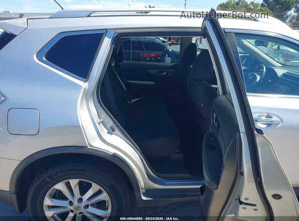 KNMAT2MT2GP684546 2016 NISSAN ROGUE Silver Widok naklejki z numerem VIN