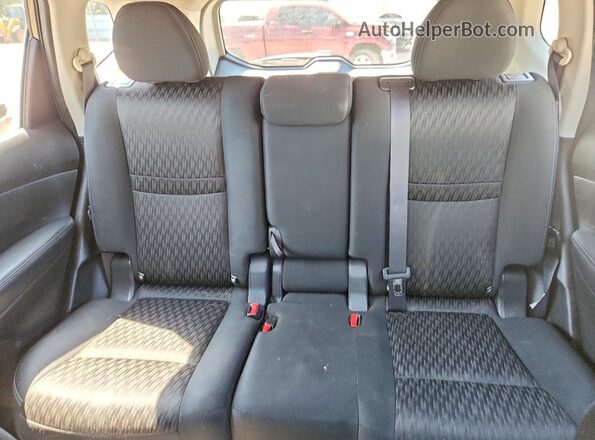 KNMAT2MT2HP530615 2017 NISSAN ROGUE Черный Вид задних сидений
