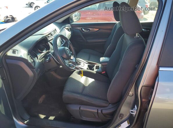 KNMAT2MT2HP554641 2017 NISSAN ROGUE Silver Vista interior delantera