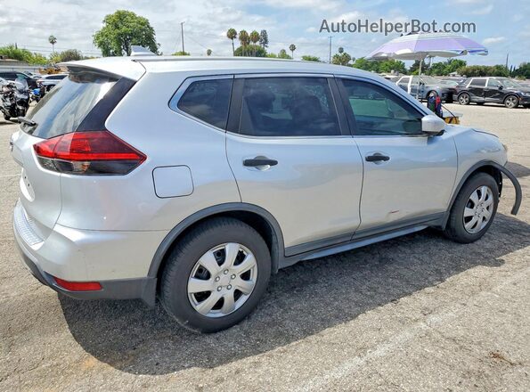 KNMAT2MT2JP513271 2018 NISSAN ROGUE Silver Trasero derecho