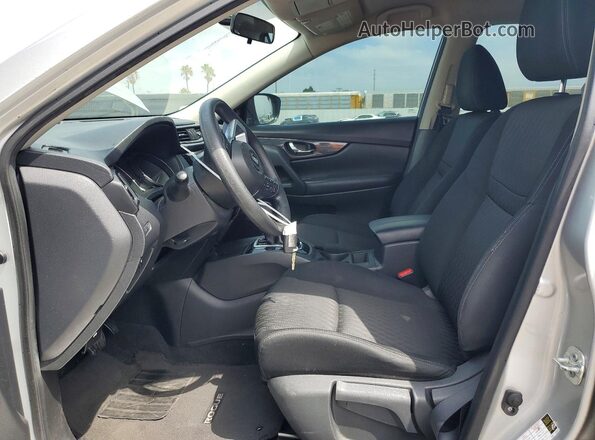 KNMAT2MT2JP513271 2018 NISSAN ROGUE Silver Vista interior delantera