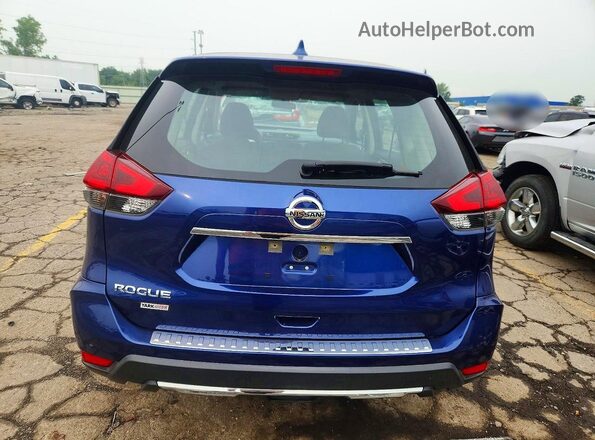 KNMAT2MT2JP611068 2018 NISSAN ROGUE Blue Rear view