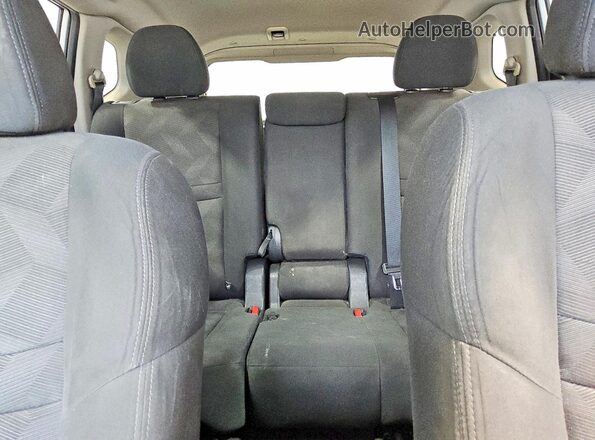 KNMAT2MT3GP638188 2016 NISSAN ROGUE Silver Հետևի նստատեղերի տեսք