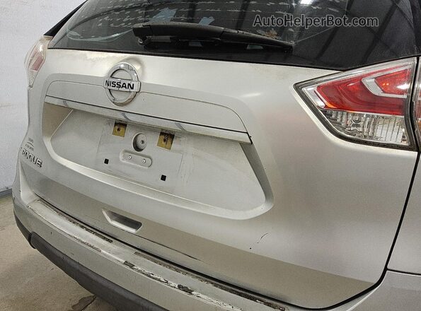 KNMAT2MT3GP638188 2016 NISSAN ROGUE Silver 