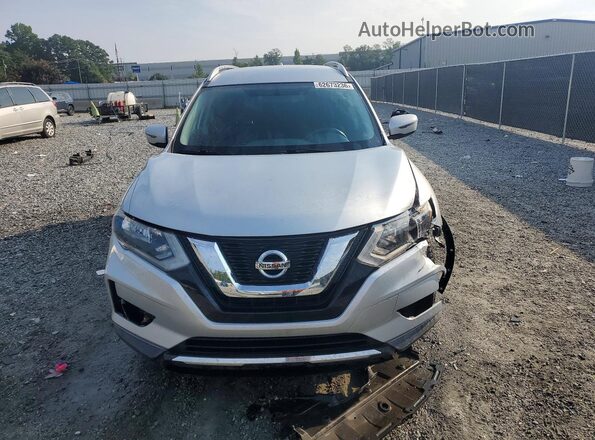 KNMAT2MT3HP503925 2017 NISSAN ROGUE Silver Вид спереду