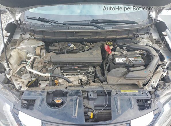 KNMAT2MT3HP503925 2017 NISSAN ROGUE Silver Вид задньої частини салону