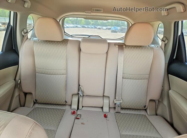 KNMAT2MT3HP510471 2017 NISSAN ROGUE White Вид задніх сидінь