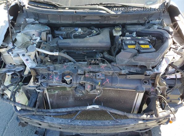 KNMAT2MT3HP532289 2017 NISSAN ROGUE Silver Engine compartment view