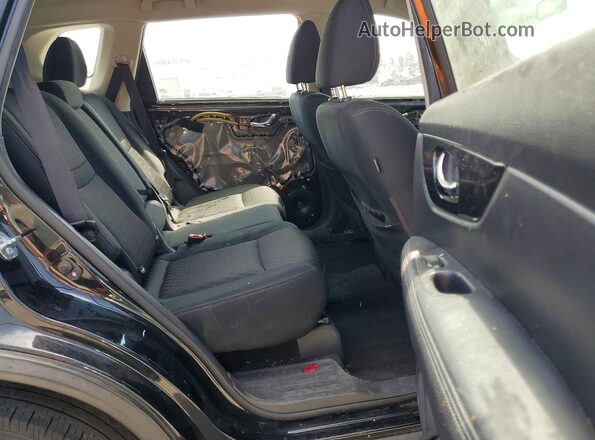KNMAT2MT3HP564739 2017 NISSAN ROGUE Black Widok wnętrza z tyłu