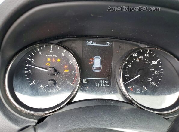 KNMAT2MT3HP565101 2017 NISSAN ROGUE Black ხელსაწყოთა პანელის ხედი