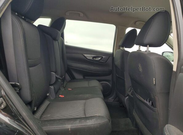 KNMAT2MT3HP565101 2017 NISSAN ROGUE Black უკანა სალონის ხედი