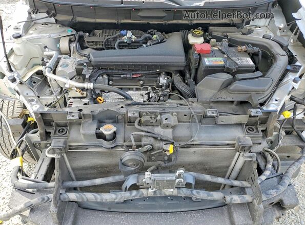 KNMAT2MT3JP556131 2018 NISSAN ROGUE Silver ძრავის განყოფილების ხედი
