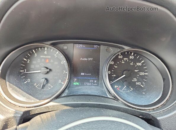 KNMAT2MT3JP602413 2018 NISSAN ROGUE Silver Widok zestawu wskaźników