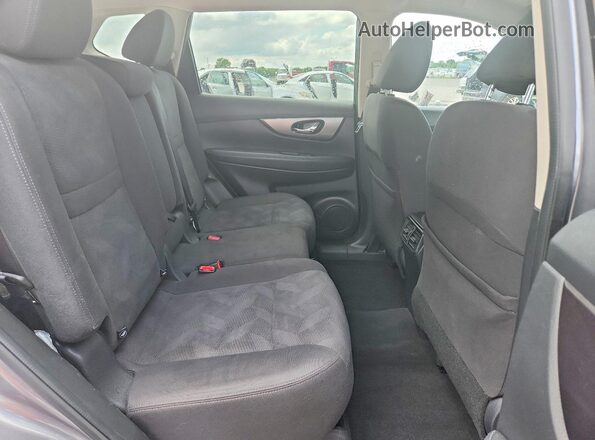KNMAT2MT4GP651340 2016 NISSAN ROGUE Charcoal Rear interior view