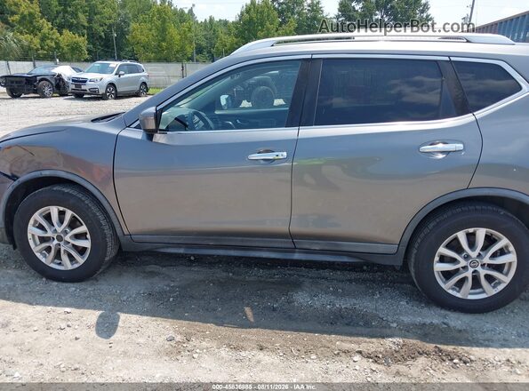 KNMAT2MT4JP523557 2018 NISSAN ROGUE Gray Widok wnętrza 360 stopni