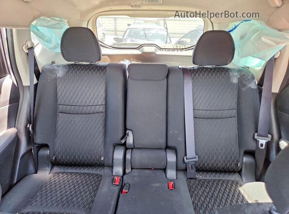 KNMAT2MT4JP536793 2018 NISSAN ROGUE Silver Հետևի նստատեղերի տեսք