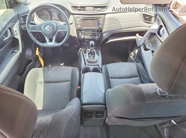KNMAT2MT4JP536793 2018 NISSAN ROGUE Silver Առջևի վահանակի տեսք