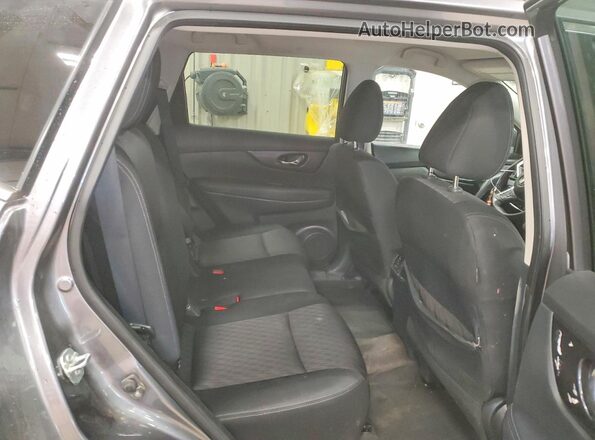 KNMAT2MT4JP596220 2018 NISSAN ROGUE Gray Rear interior view
