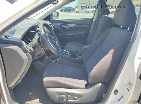 KNMAT2MT5GP610036 2016 NISSAN ROGUE White Вид салону спереду