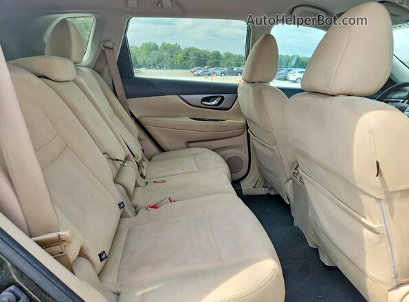 KNMAT2MT5GP668518 2016 NISSAN ROGUE Black Rear interior view