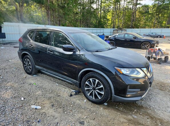 KNMAT2MT5JP555594 2018 NISSAN ROGUE Черный Передняя правая четверть