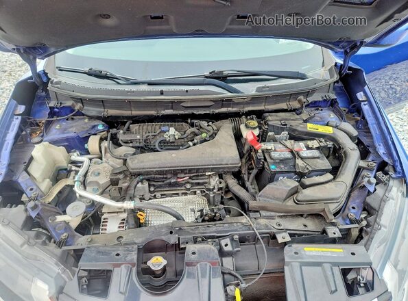 KNMAT2MT5JP582195 2018 NISSAN ROGUE Синий Вид задней части салона