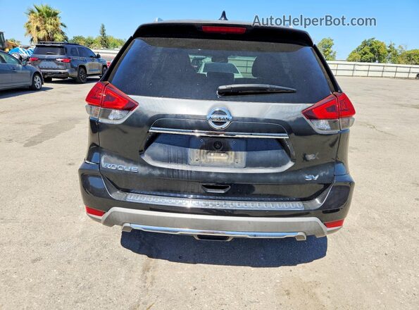 KNMAT2MT5JP593438 2018 NISSAN ROGUE Черный Вид сзади