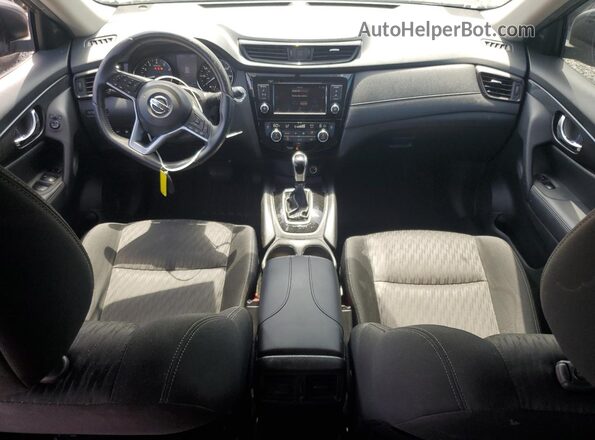 KNMAT2MT5JP596484 2018 NISSAN ROGUE Черный Вид панели приборов